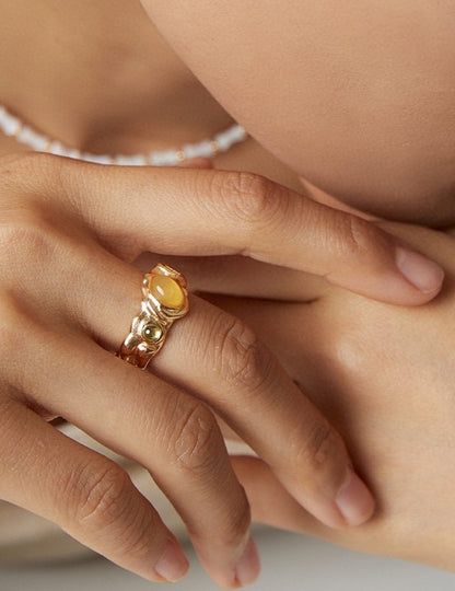 Bague incrustée zircons multicolores - Clarisse